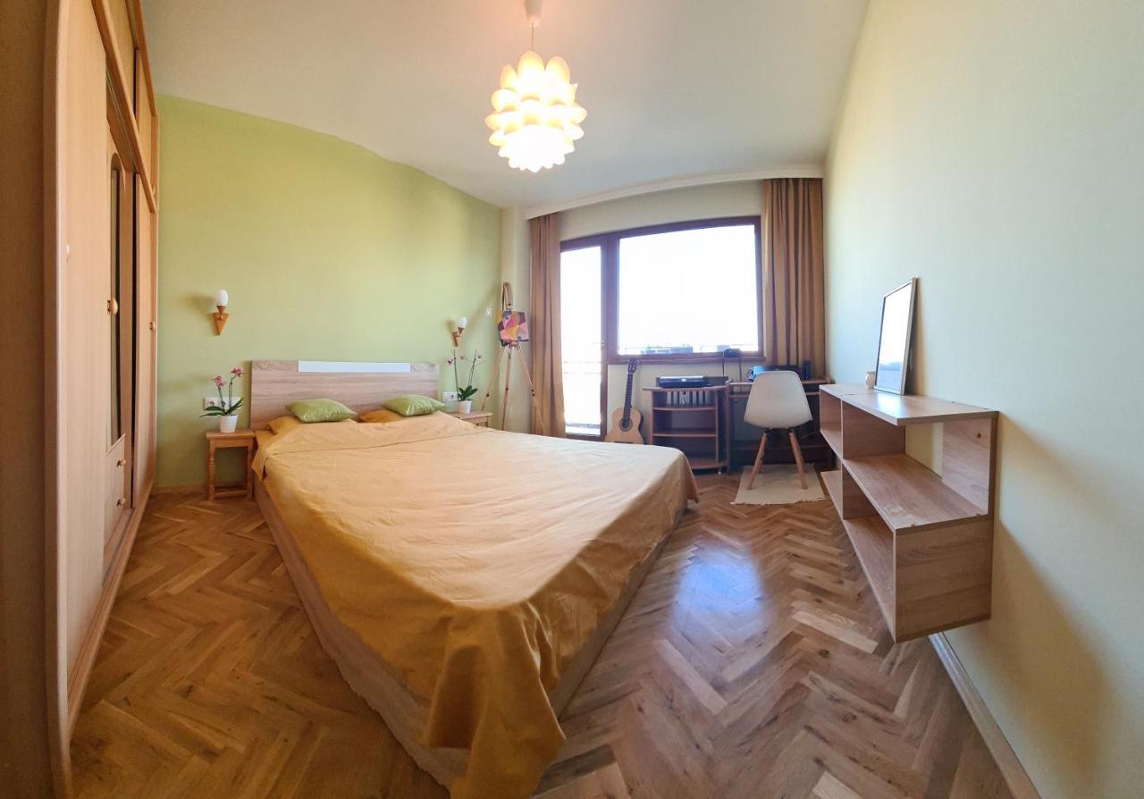 Panoramic And Spacious Flat Near The City Centre Sofia Exterior photo